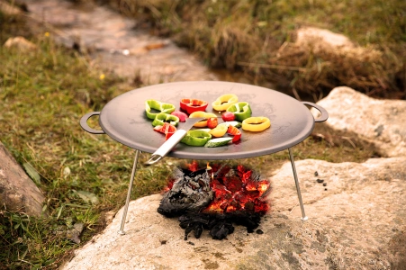 Camp cooking pan